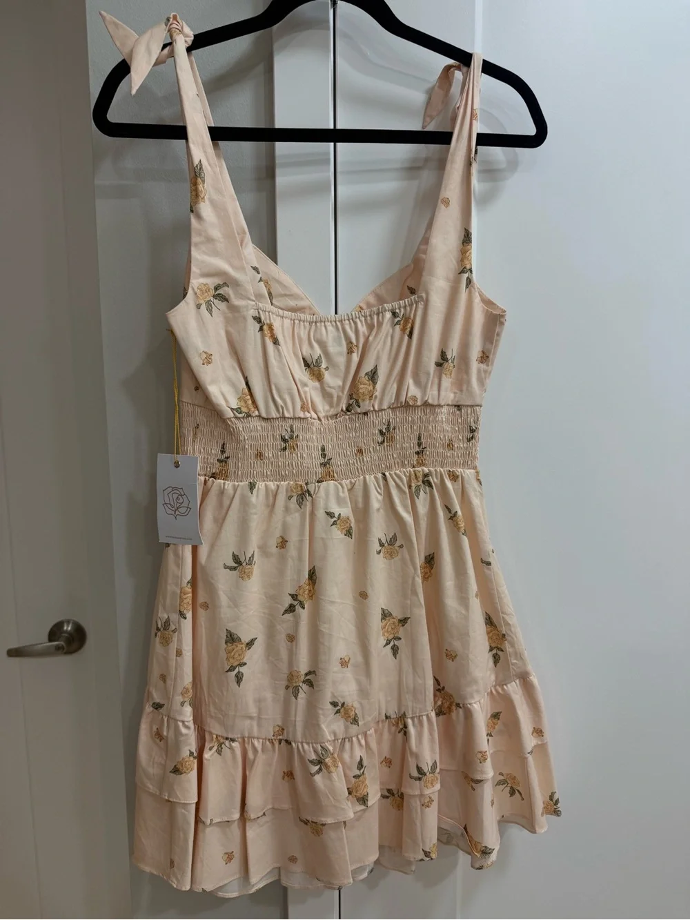 Backyard Roses Mia Dress Size Small NWT - Picture 8 of 11